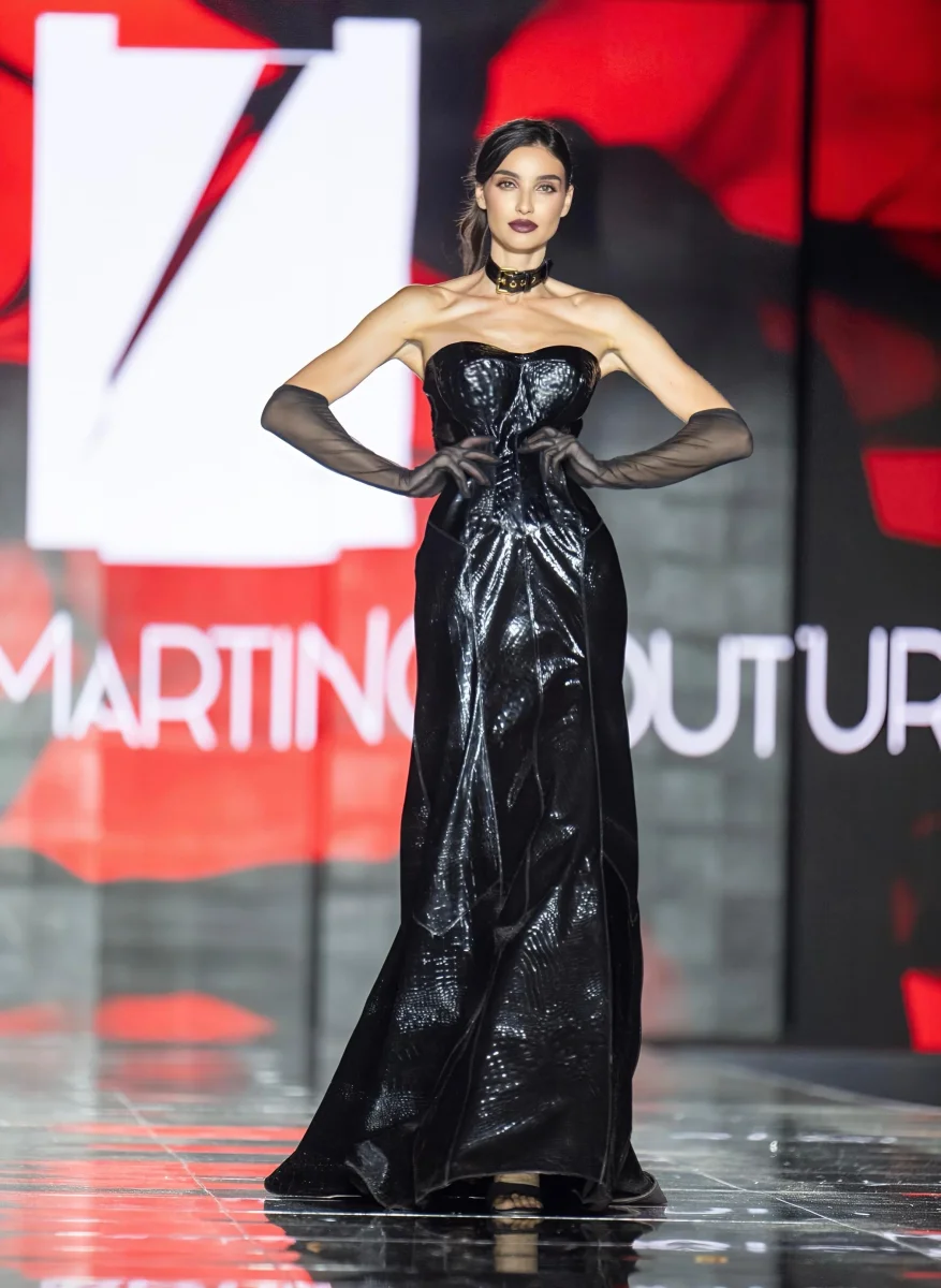 Abito da Sera Sirena in Pelle Nera Lucida - immagine 3