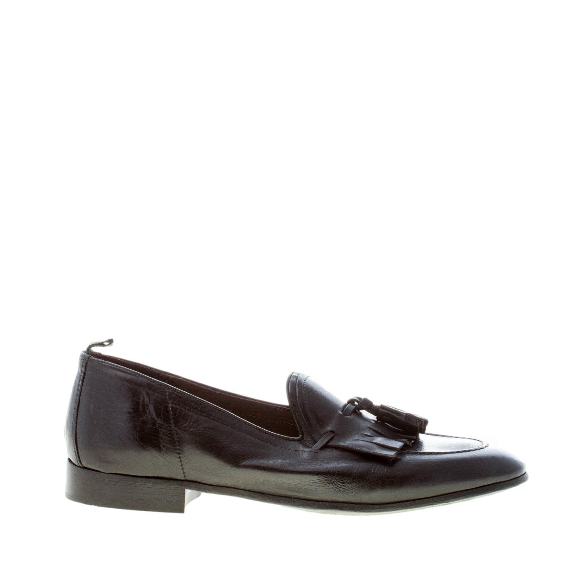 GREEN GEORGE uomo mocassino accollato in pelle NERO con frangia e nappine. Suola in cuoio